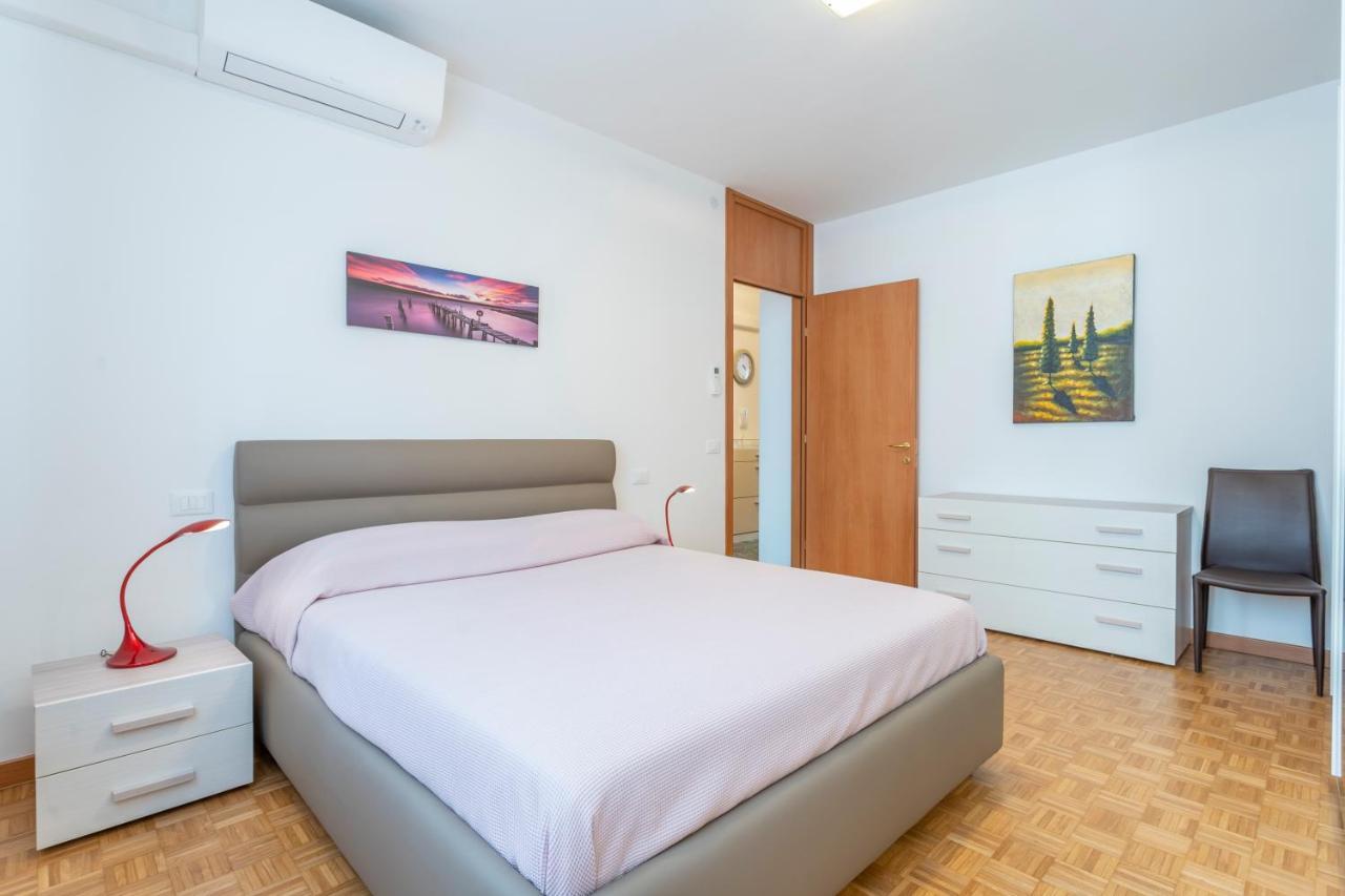 Udine Palazzo D'Aronco Modern Apartment Εξωτερικό φωτογραφία